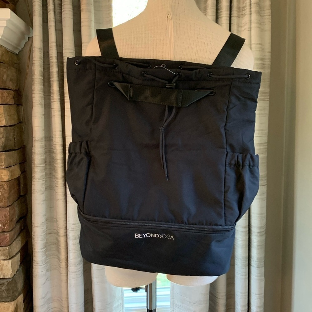 Beyond Yoga black backpack/crossbody bag